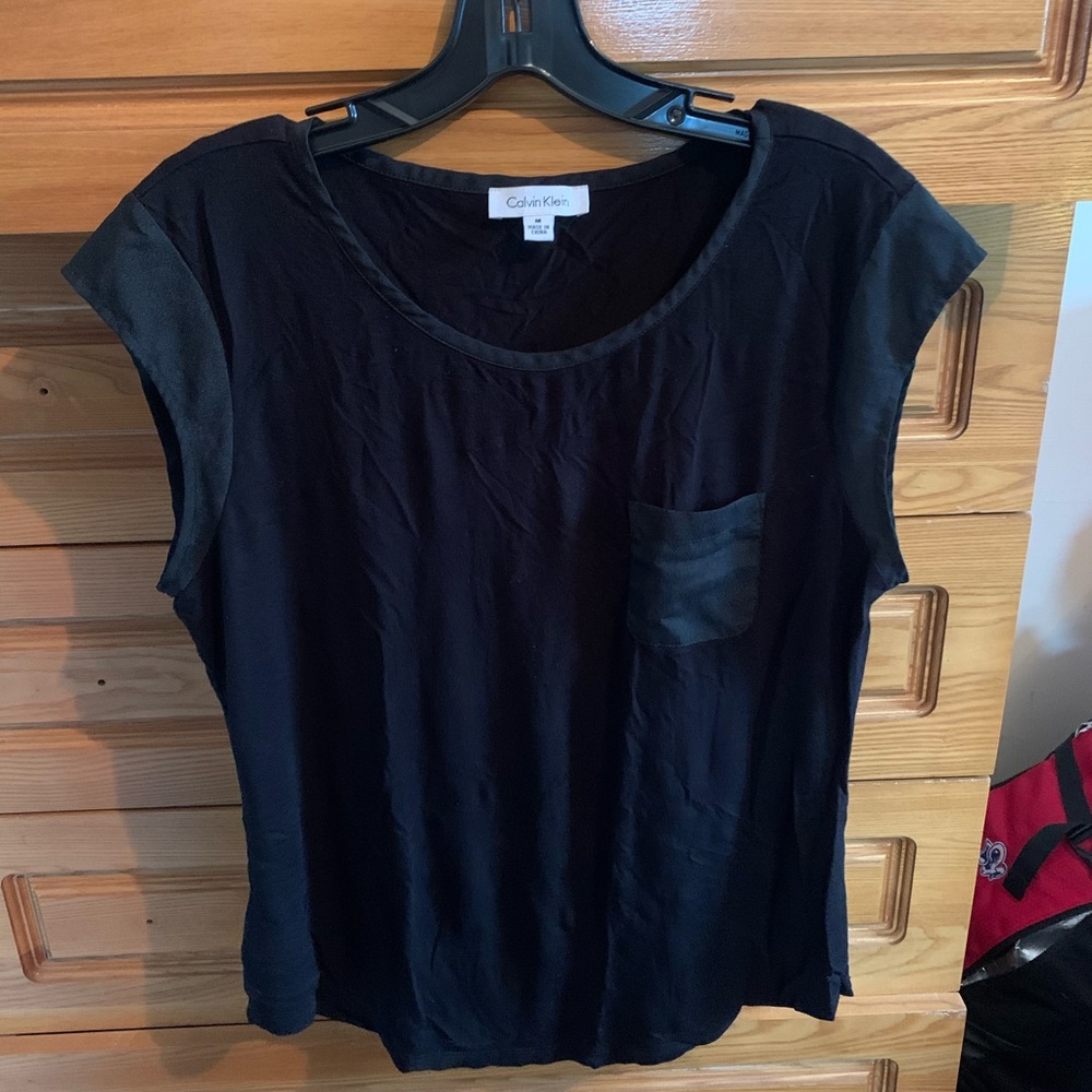 Calvin Klein black sgirt
